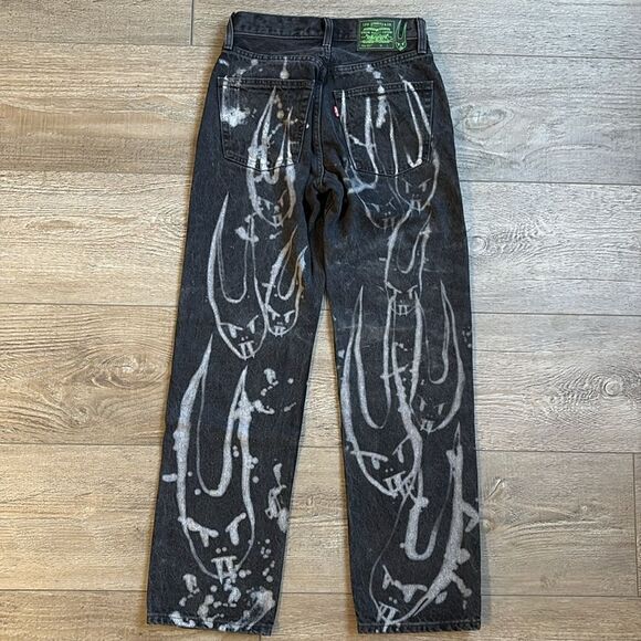 Levi’s x Barbie Ferrera Collab Urban Outfitters 90s 501 Jeans in Bunny Black - Picture 3 of 8